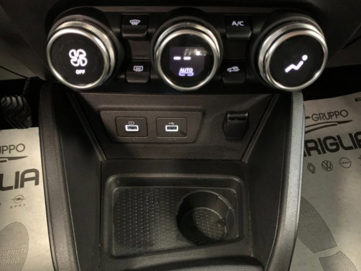 Dacia Duster 1.0 TCe GPL 4x2 Extreme (19)