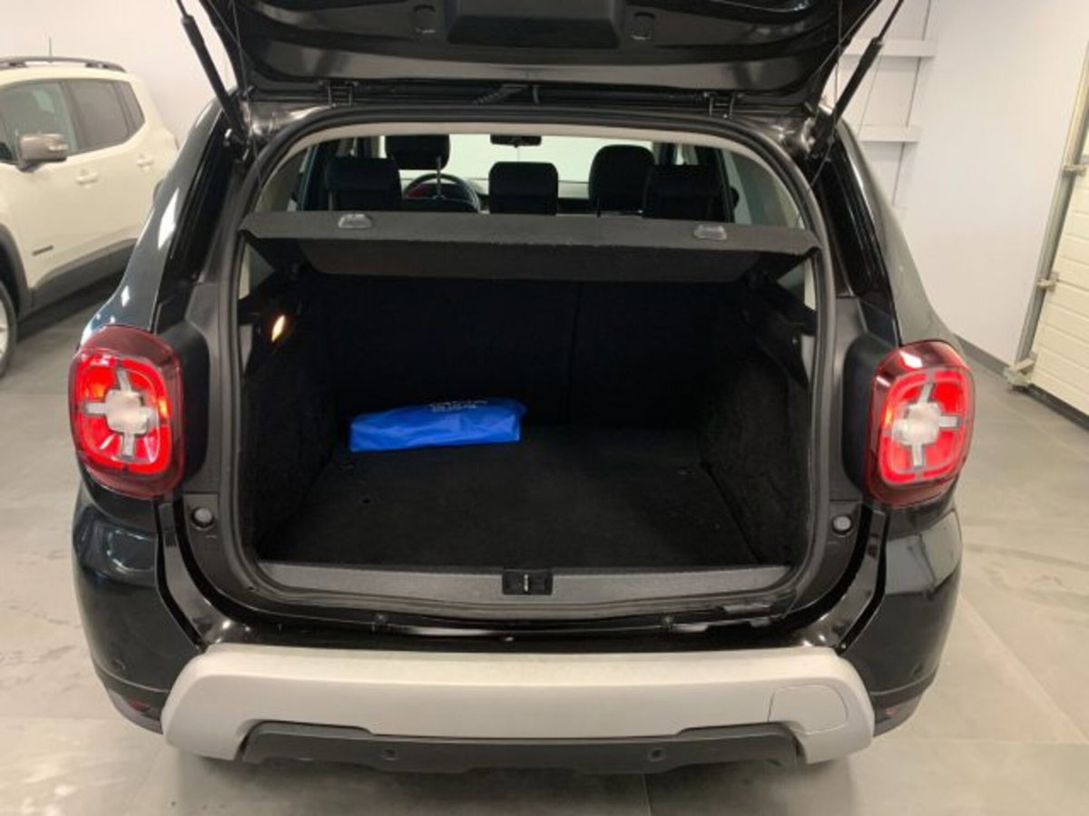 Dacia Duster 1.5 Blue dCi 8V 115 CV 4x2 15th Anniversary (18)
