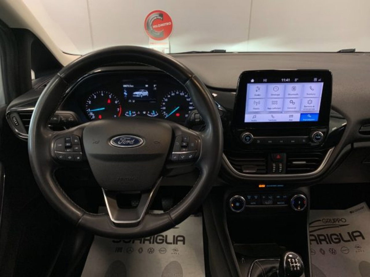 Ford Fiesta 1.1 75 CV 5 porte Titanium (18)