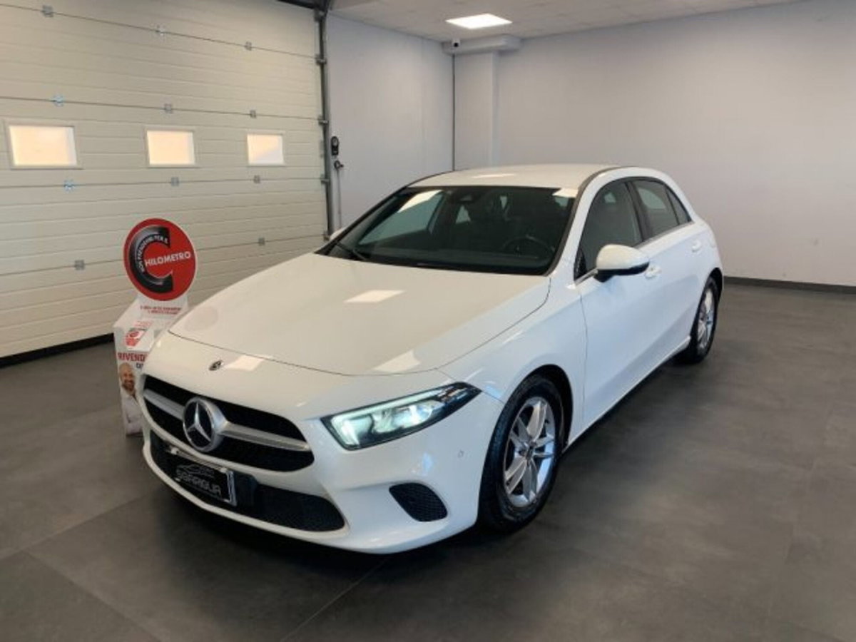Mercedes-Benz Classe A Sedan 180 d 4p. Sport (3)