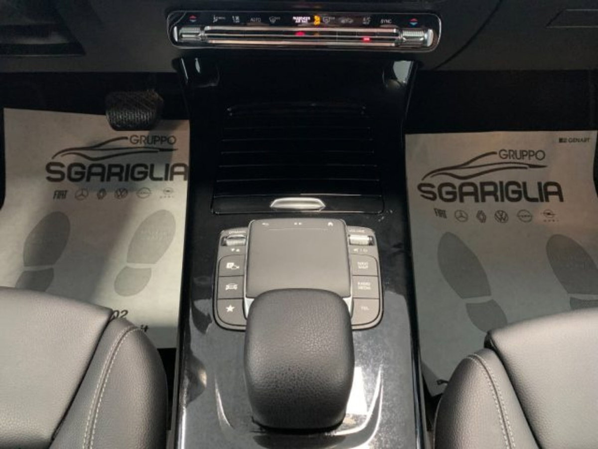 Mercedes-Benz Classe A 180 d AMG Line Premium Plus auto (11)
