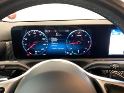 Mercedes-Benz Classe A 180 d AMG Line Premium Plus auto (20)