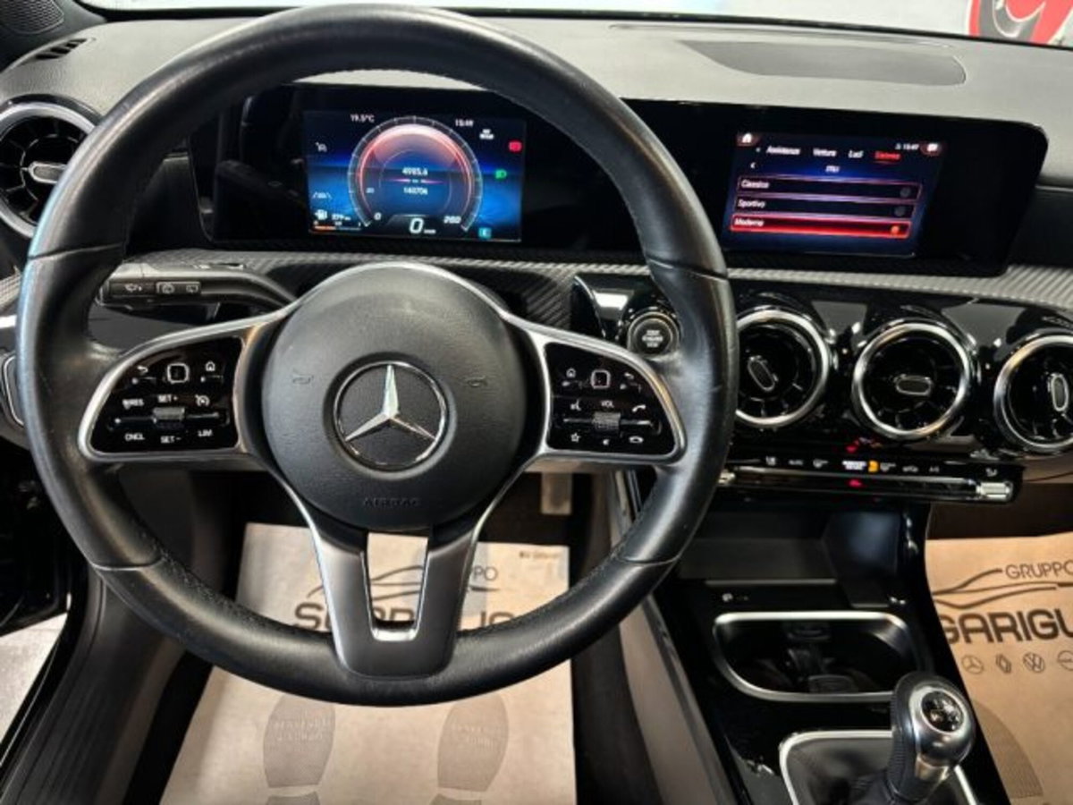 Mercedes-Benz Classe A 180 d AMG Line Premium Plus auto (15)
