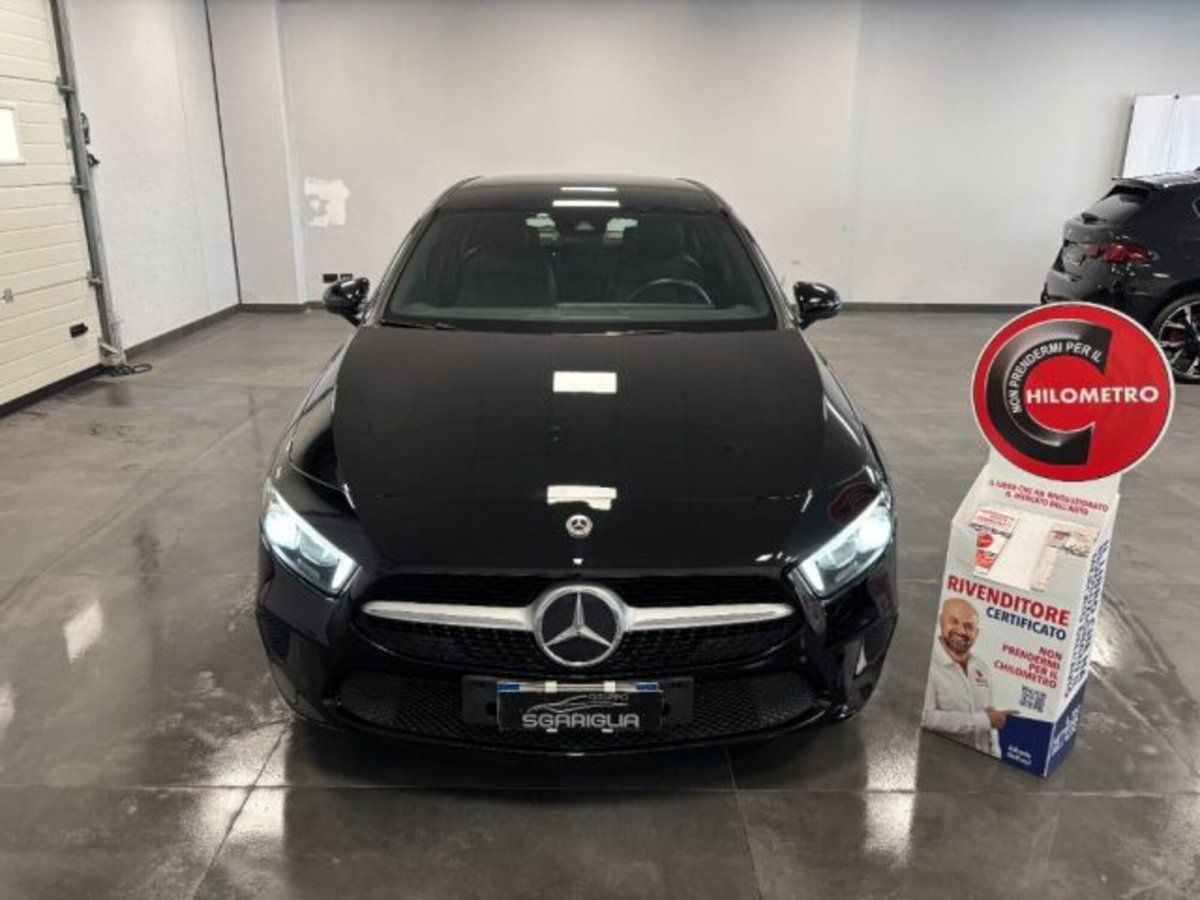 Mercedes-Benz Classe A 180 d AMG Line Premium Plus auto (2)