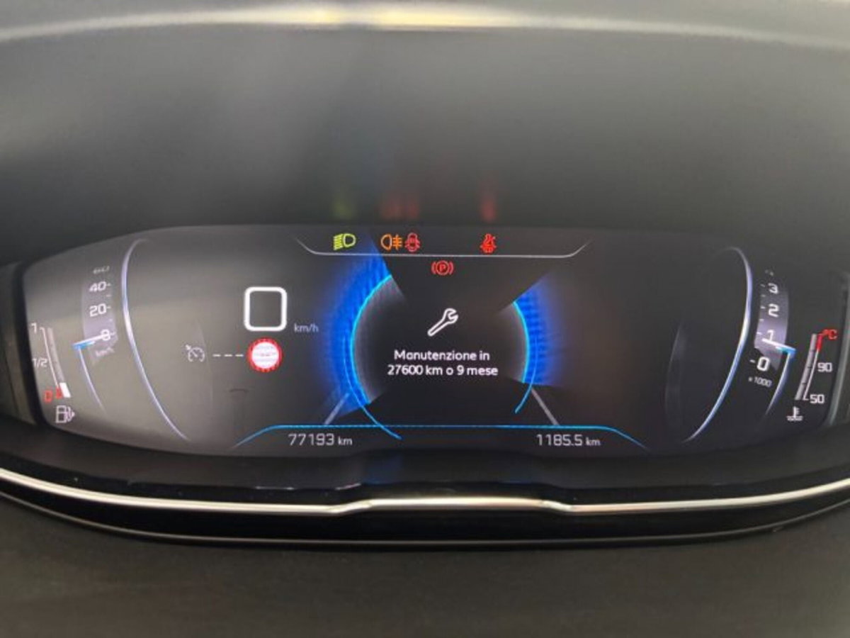 Peugeot 3008 BlueHDi 130 S&S EAT8 Allure Pack (12)