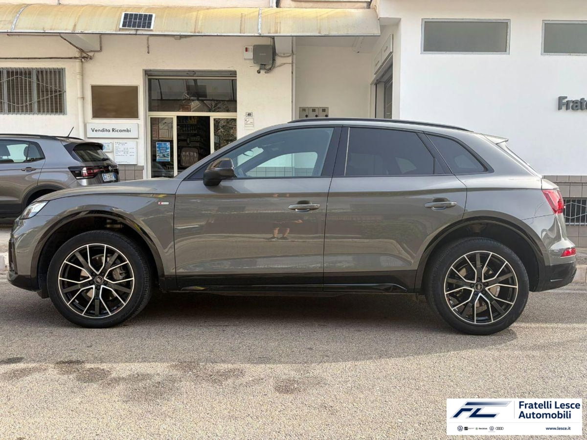 Audi Q5 40 2.0 tdi mhev 12V S line quattro s-tronic (3)