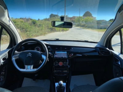 Citroen C3 BlueHDi 75 Exclusive (14)