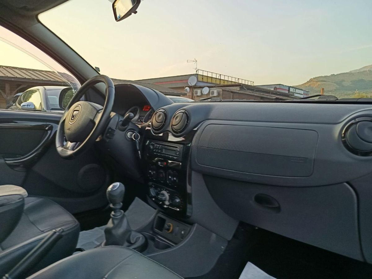 Dacia Duster 1.5 dCi 110CV 4x2 Lauréate (11)