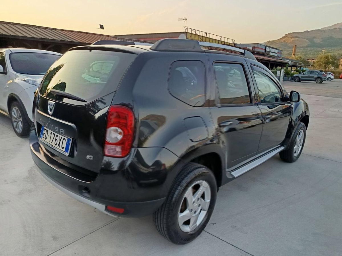 Dacia Duster 1.5 dCi 110CV 4x2 Lauréate (9)