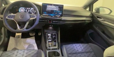 Volkswagen Golf Variant 2.0 tdi R-Line 150cv dsg (6)