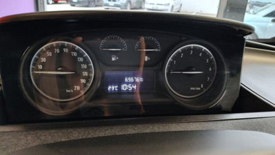 Lancia Ypsilon 1.0 FireFly 5 porte S&S Hybrid Silver Plus (8)