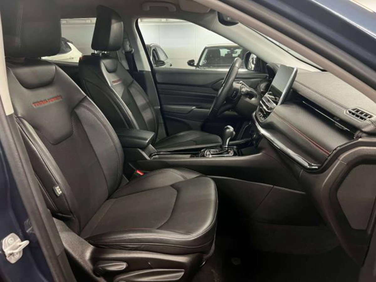 Jeep Compass 1.3 turbo t4 phev Trailhawk 4xe auto (7)