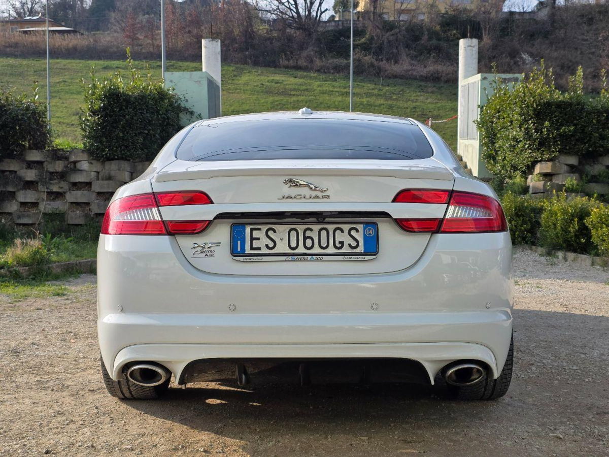 Jaguar XF 2.2 D Eco Prestige (9)