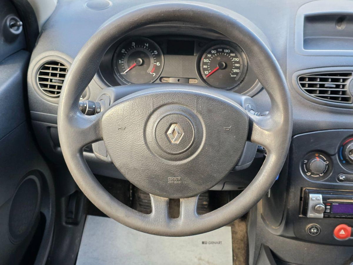 Renault Clio 1.2 16V 65CV 5 porte 4U Pack (12)