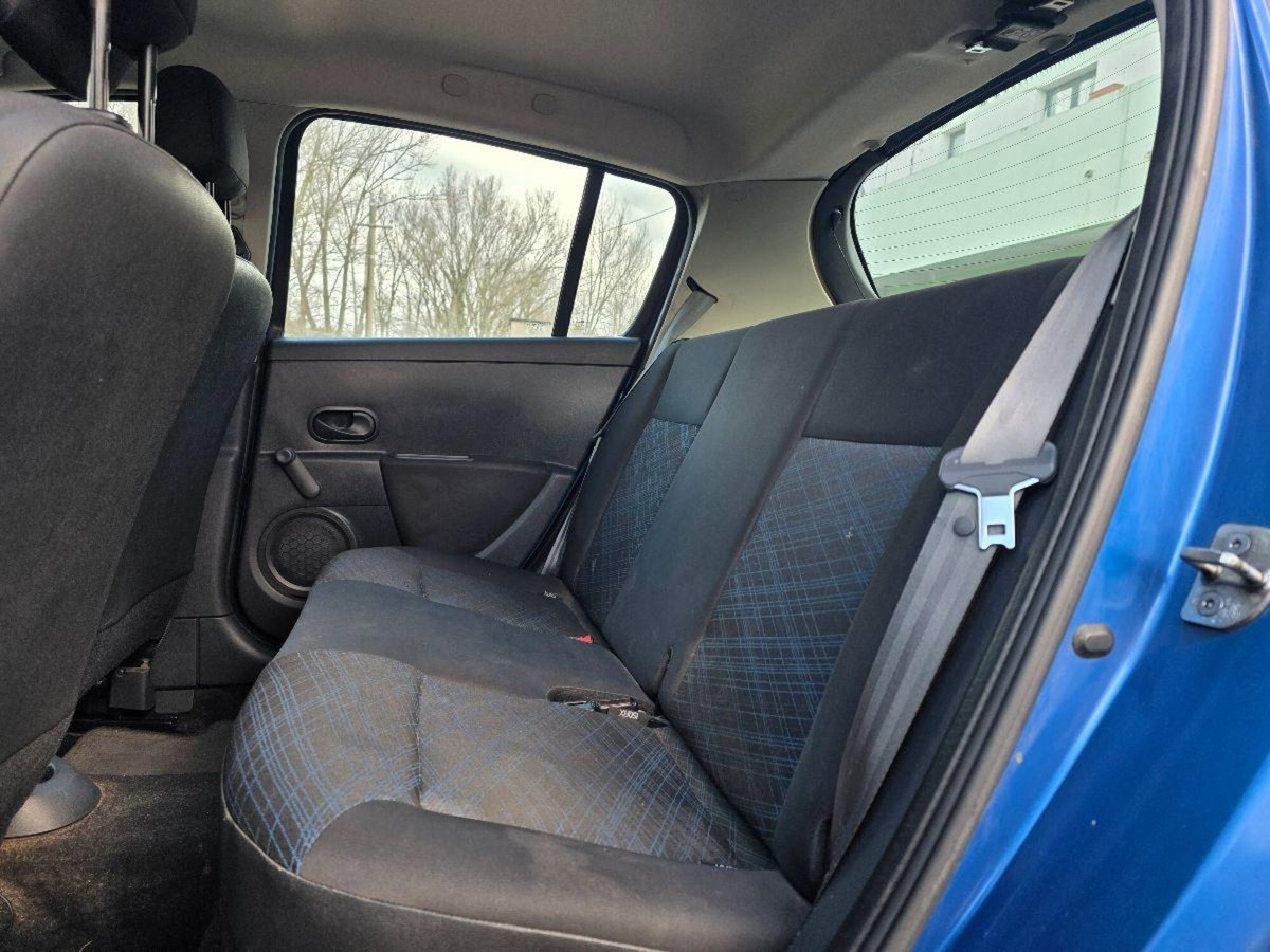 Renault Clio 1.2 16V 65CV 5 porte 4U Pack (17)