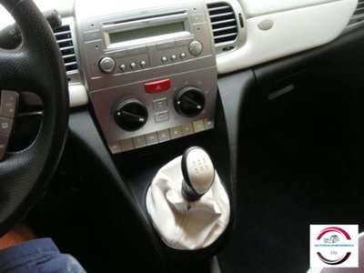 Lancia Ypsilon 1.2 Elle (14)