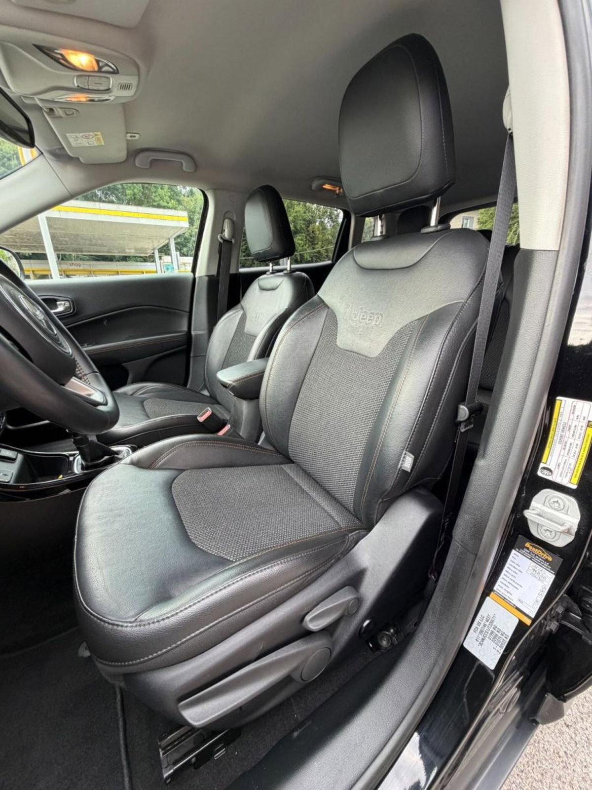 Jeep Compass 1.6 Multijet II 2WD Business (10)