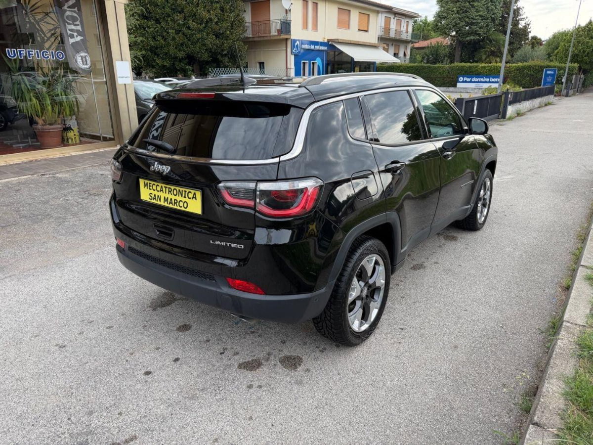 Jeep Compass 1.6 Multijet II 2WD Business (4)