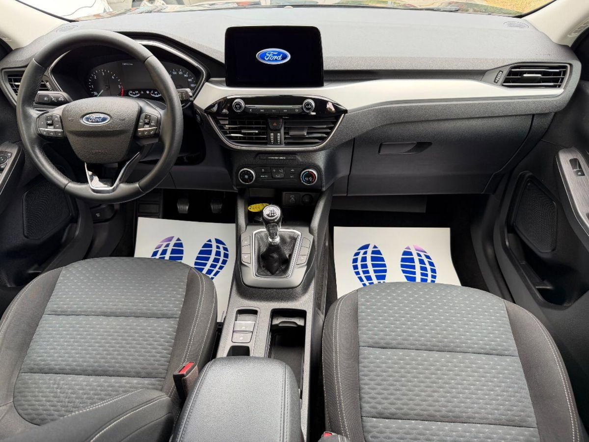 Ford Kuga 1.5 TDCI 120 CV S&S 2WD Plus (12)