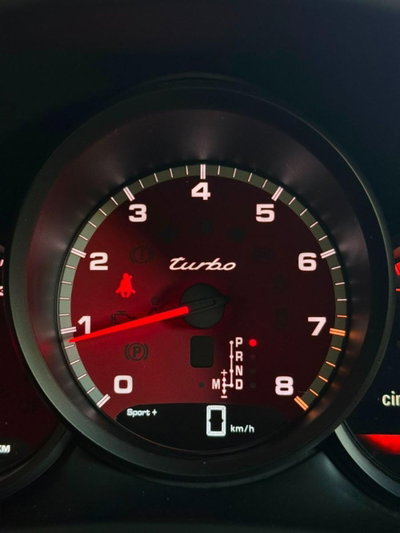 Porsche Macan Turbo (19)