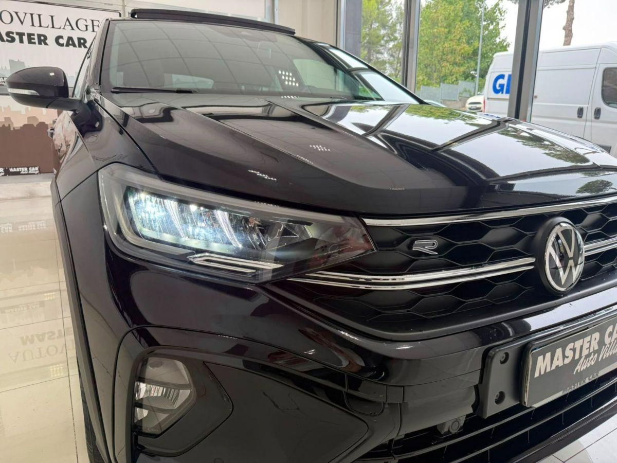 Volkswagen Taigo 1.0 TSI 110 CV DSG R-Line (6)