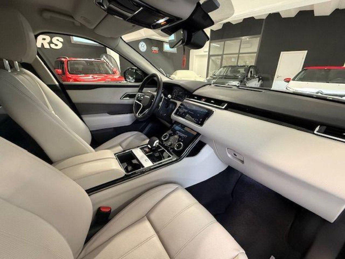 Land Rover Range Rover Velar 2.0D I4 204 CV (10)