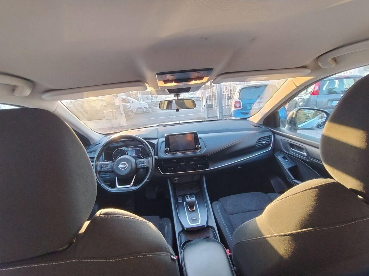 Nissan Qashqai 1.3 mhev Tekna 4wd 158cv xtronic (12)