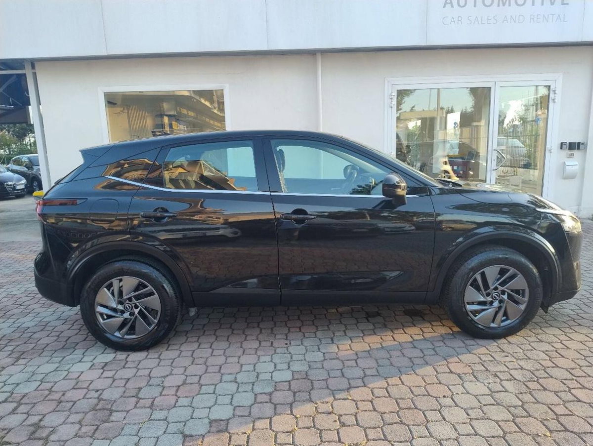 Nissan Qashqai 1.3 mhev Tekna 4wd 158cv xtronic (3)