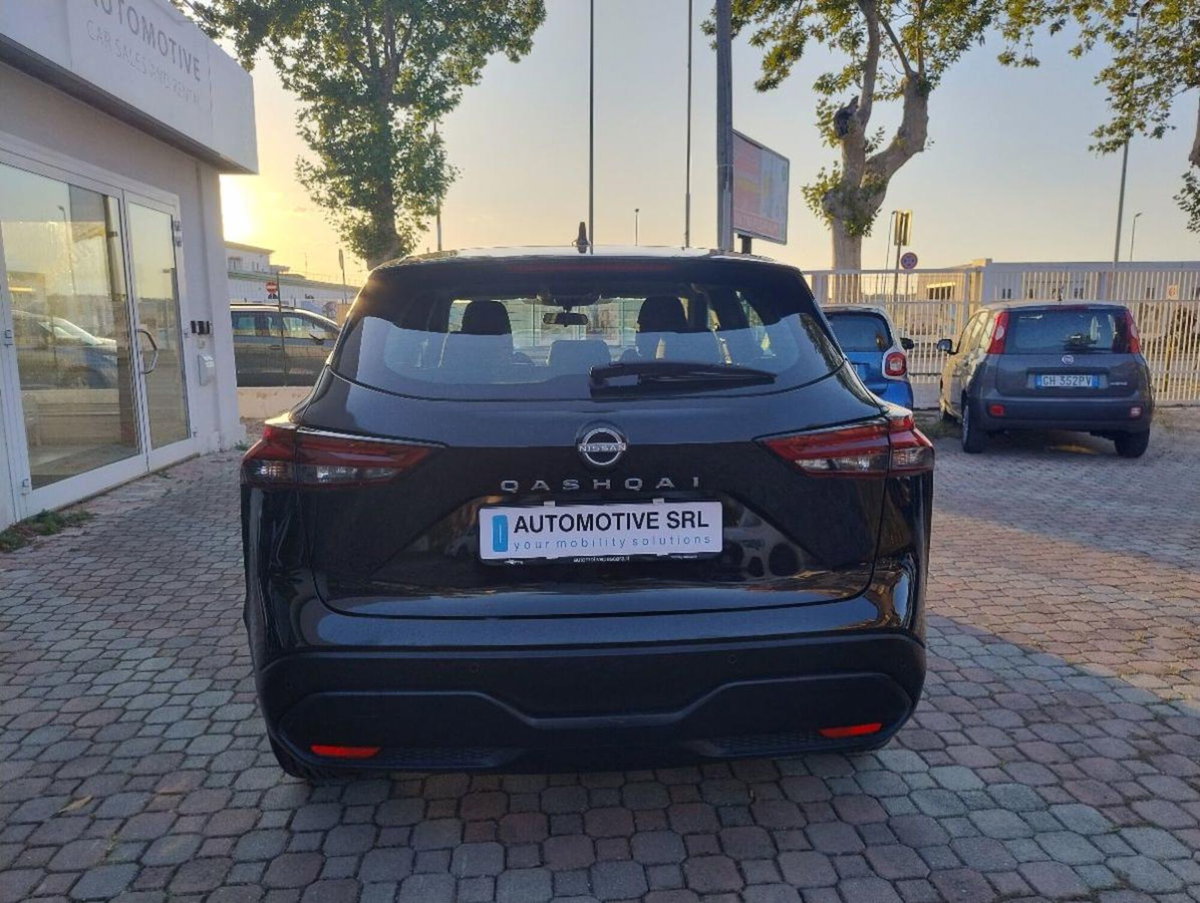 Nissan Qashqai 1.3 mhev Tekna 4wd 158cv xtronic (5)