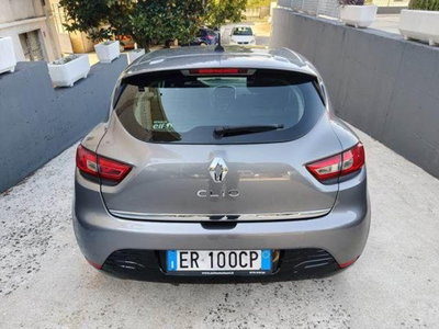 Renault Clio 1.2 75CV 5 porte Live (14)