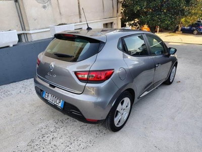 Renault Clio 1.2 75CV 5 porte Live (2)