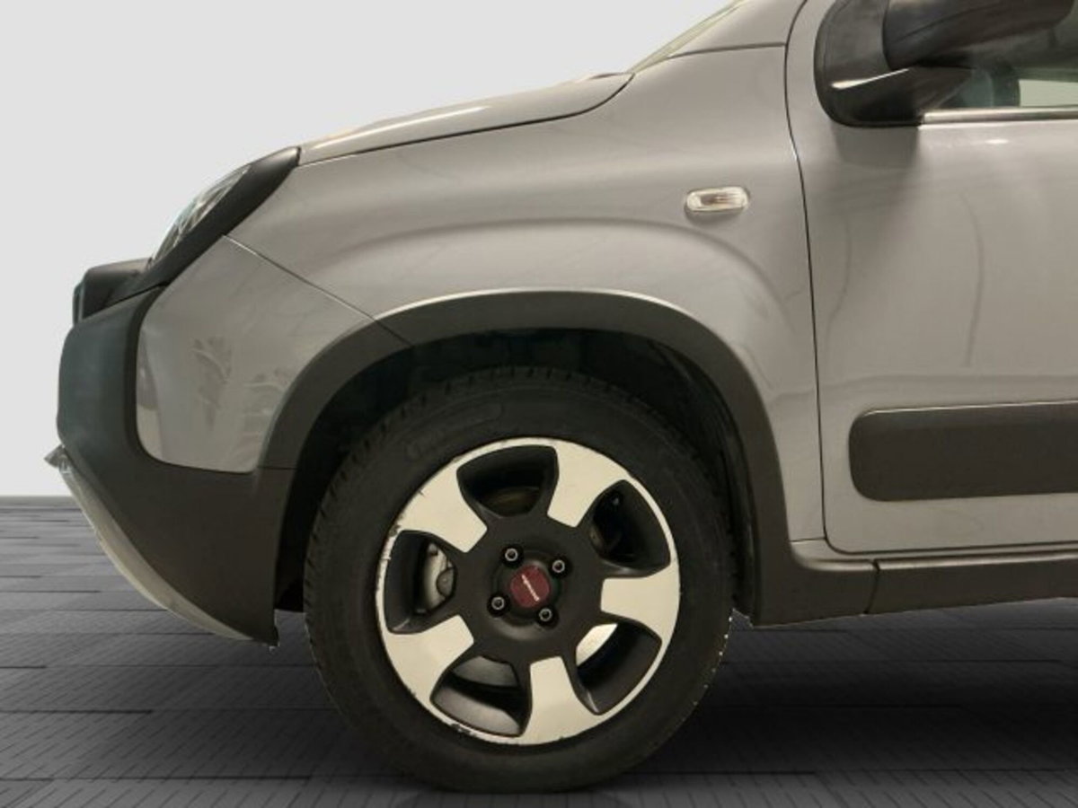 Fiat Panda 1.0 FireFly S&S Hybrid City Cross (15)