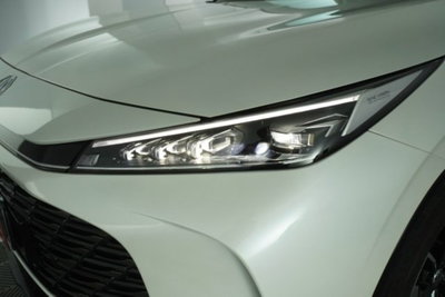 Mg HS HS 1.5T-GDI Luxury (15)