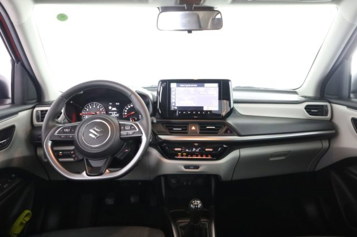 Suzuki Swift 1.2 Hybrid Easy Top (4)