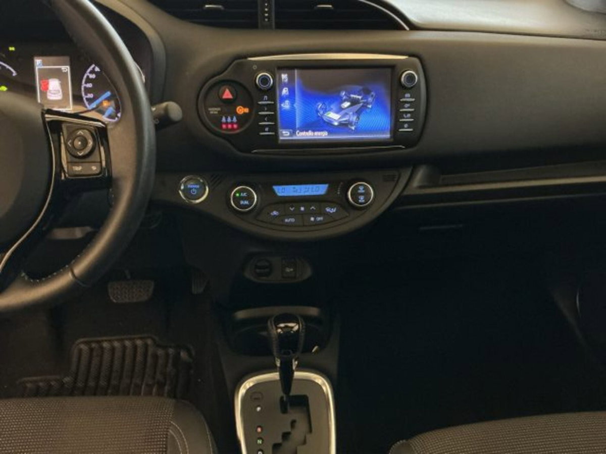 Toyota Yaris 1.5 Hybrid 5 porte Style (16)