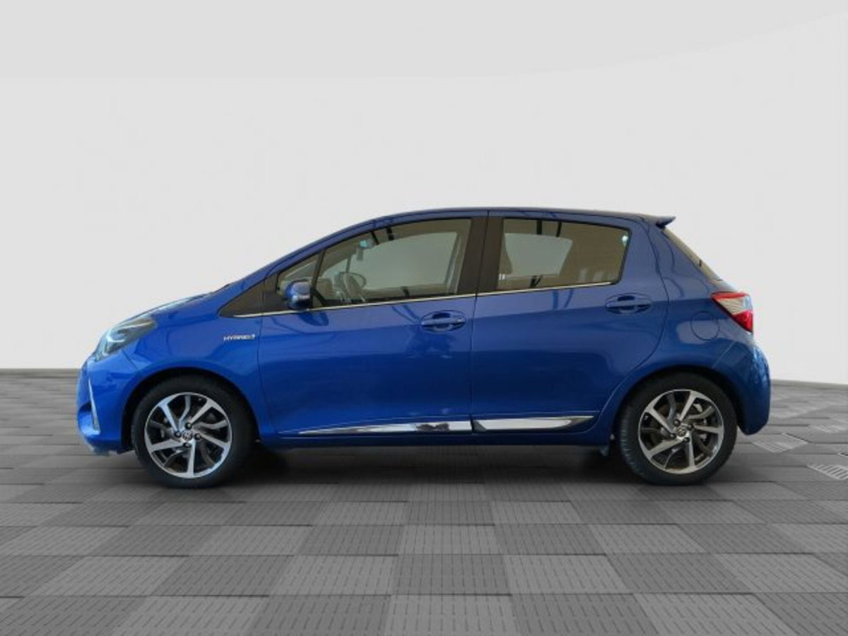 Toyota Yaris 1.5 Hybrid 5 porte Style (2)