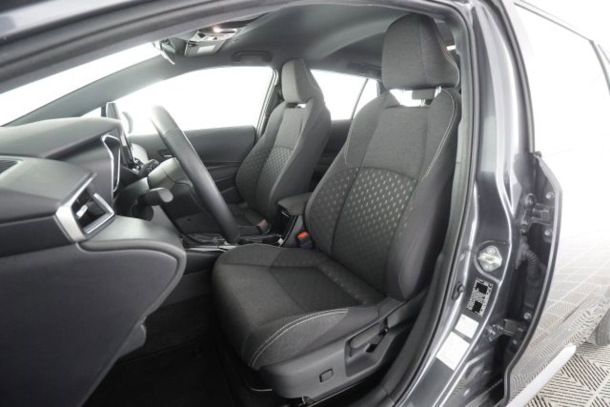 Toyota Corolla Touring Sports Active 1.8 Hybrid  Tech (10)
