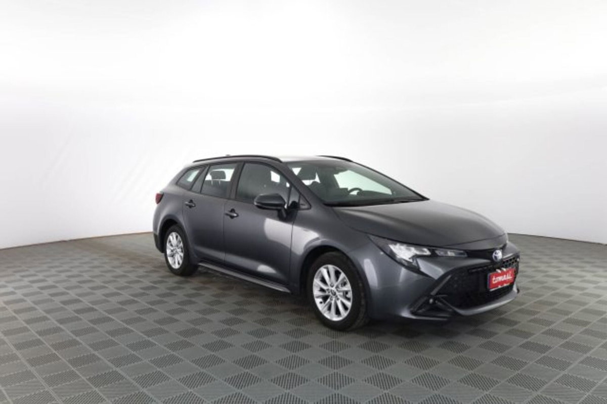 Toyota Corolla Touring Sports Active 1.8 Hybrid  Tech (2)