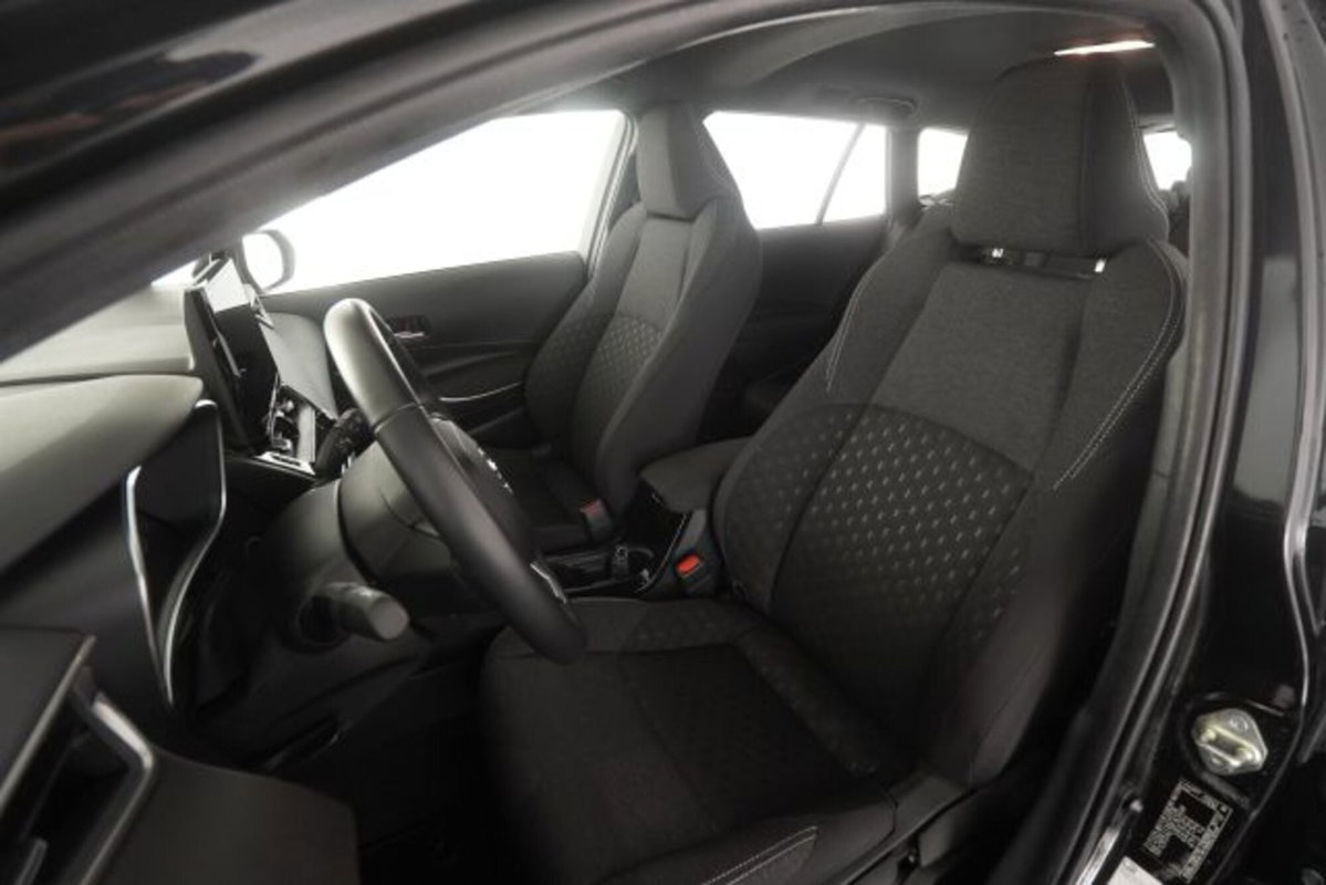 Toyota Corolla Touring Sports Active 1.8 Hybrid  Tech (10)