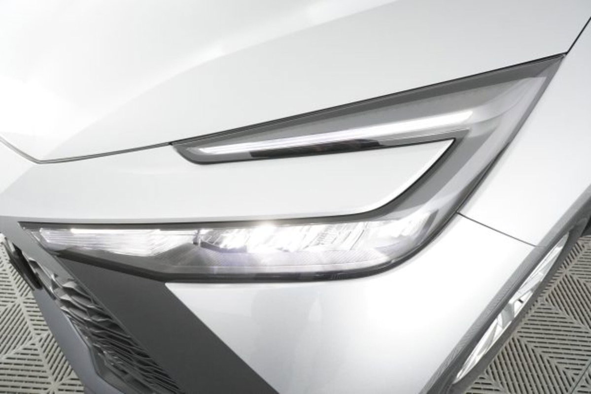 Toyota Toyota C-HR 1.8 hv Active eco fwd e-cvt (16)