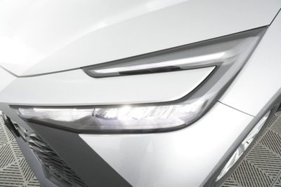 Toyota Toyota C-HR 1.8 hv Active eco fwd e-cvt (16)