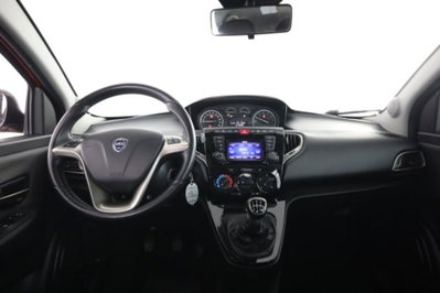 Lancia Ypsilon 1.0 FireFly 5 porte S&S Hybrid Gold Plus (4)