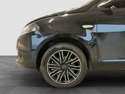 Lancia Ypsilon 1.0 FireFly 5 porte S&S Hybrid Gold Plus (15)