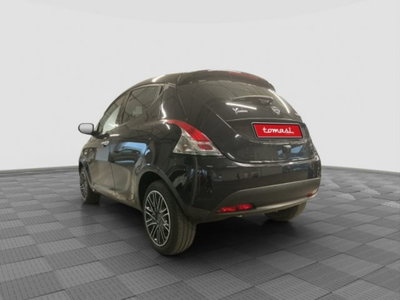 Lancia Ypsilon 1.0 FireFly 5 porte S&S Hybrid Gold Plus (3)