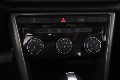 Volkswagen T-Roc 1.5 TSI ACT Style BlueMotion Technology (10)
