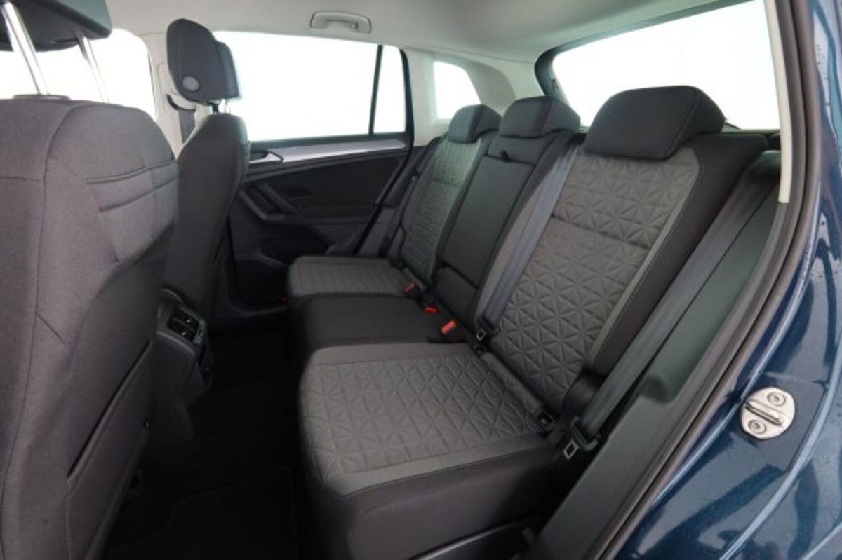 Volkswagen Tiguan 2.0 TDI 150 CV SCR DSG 4MOTION Life (2)