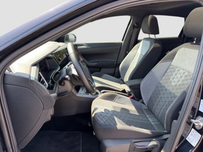 Volkswagen Taigo 1.0 TSI 110 CV DSG R-Line (10)