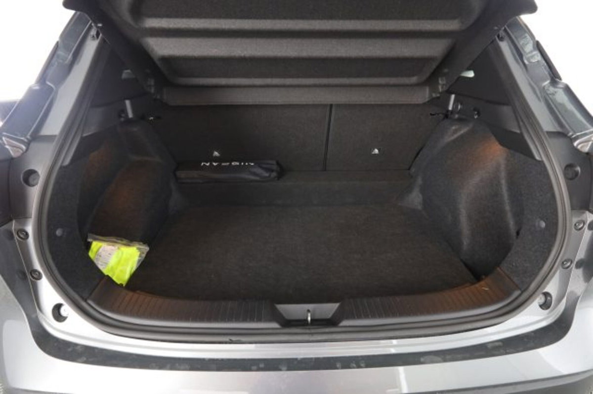 Nissan Qashqai 1.3 mhev Business 2wd 158cv xtronic (4)