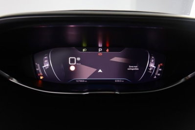 Peugeot 3008 BlueHDi 130 S&S EAT8 GT Pack (6)