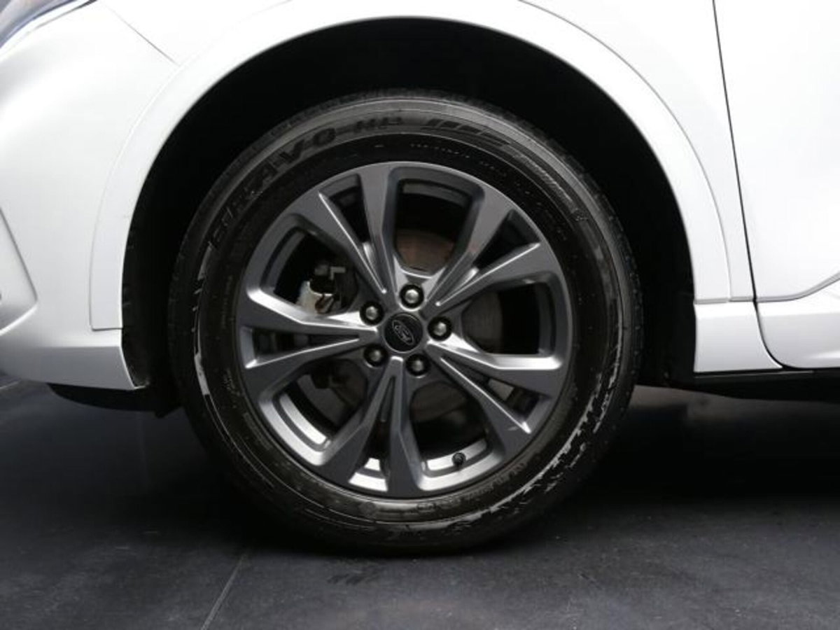 Ford Kuga 2.5 Plug In Hybrid 225 CV CVT 2WD ST-Line (5)